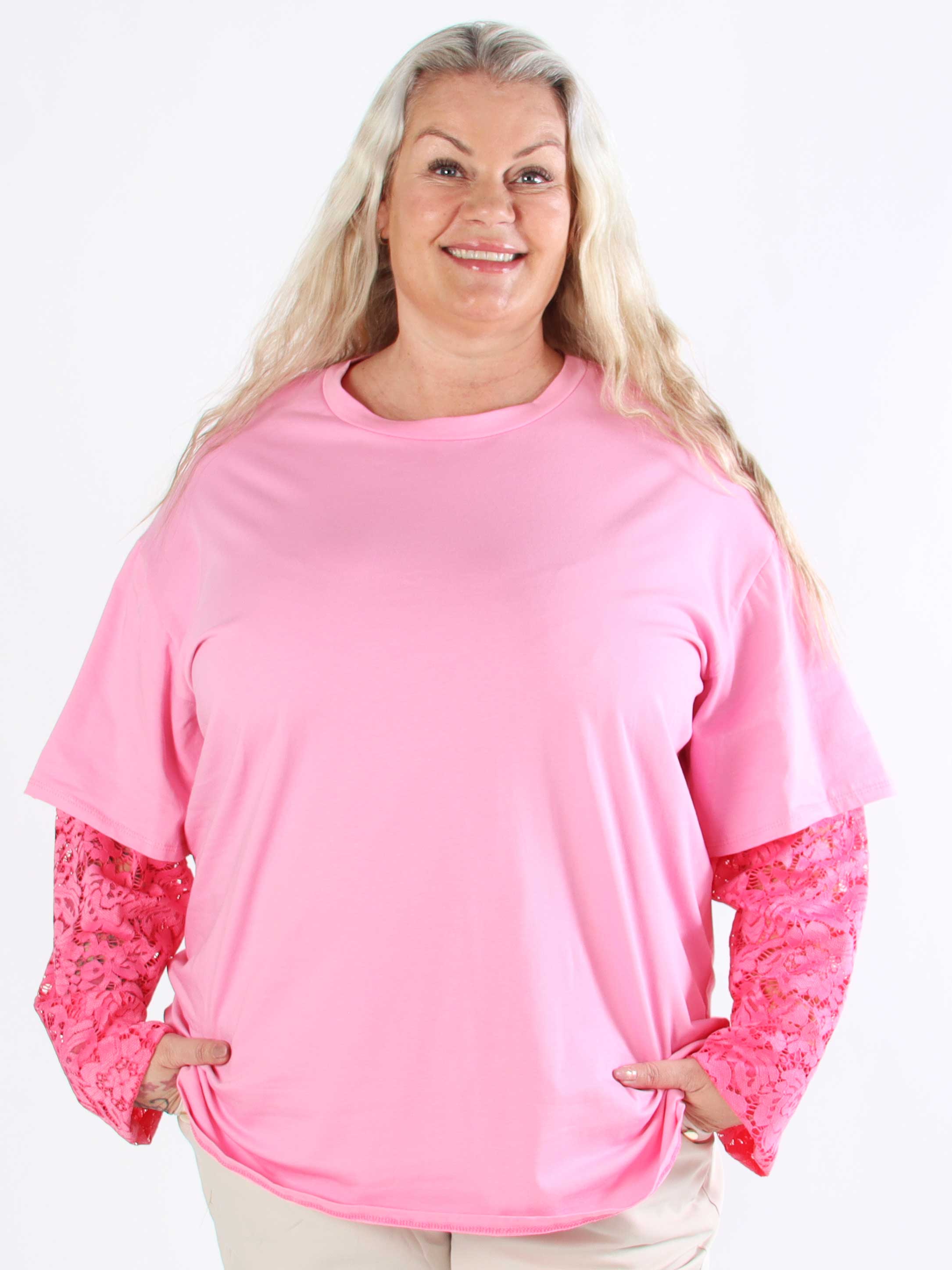 Valerie - T-shirt i bomuld med lange blonde ærmer